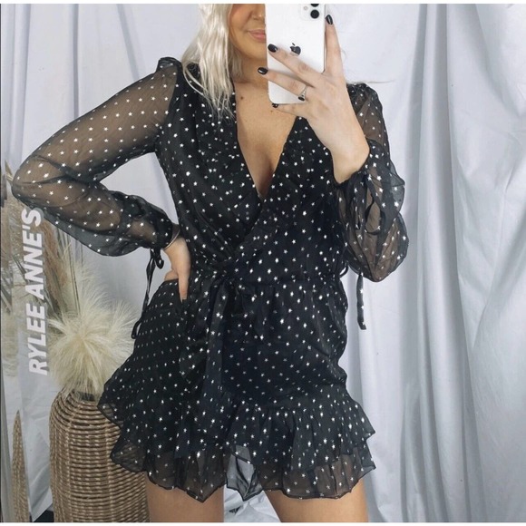 NWT Black and silver star V-neck ruffle with belt tie sheer sleeves mini dress - Picture 12 of 12